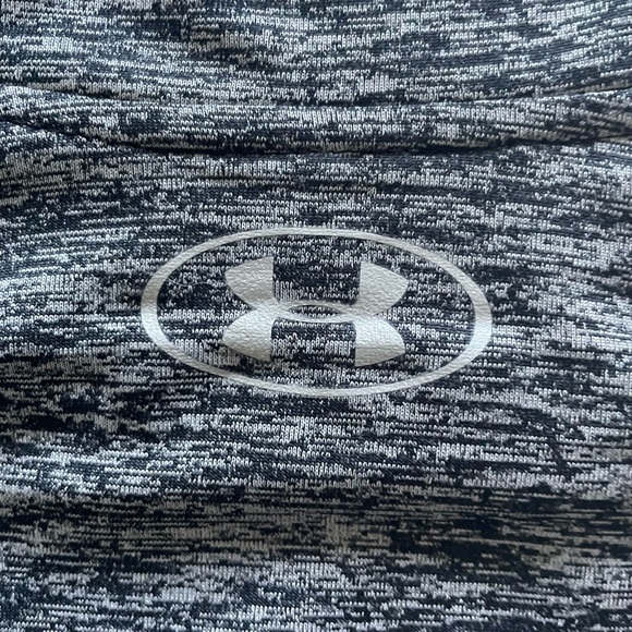 Under Armour hooded long-sleeve - Picture 5 of 5